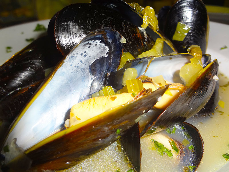 Mussels at Kisamos Taverna